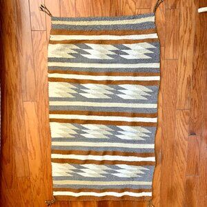 Vintage Navajo rug 46 x 26 Diamond shapes Copper brown Gray White Tan